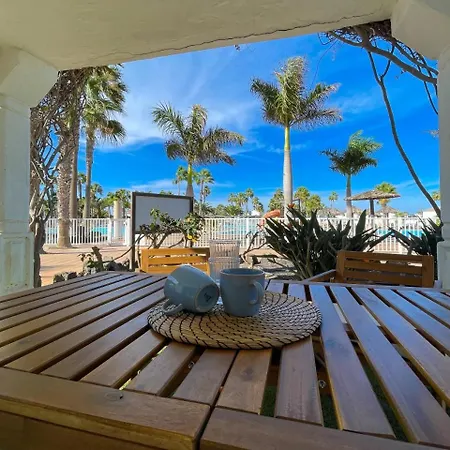 B-rent Oasis Sweet 2 - Pool View Апартаменты Коральео