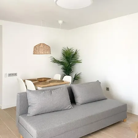 B-rent Oasis Sweet 2 - Pool View * Corralejo