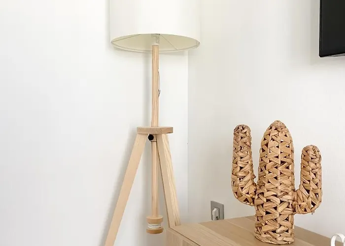 B-rent Oasis Sweet 2 - Pool View *